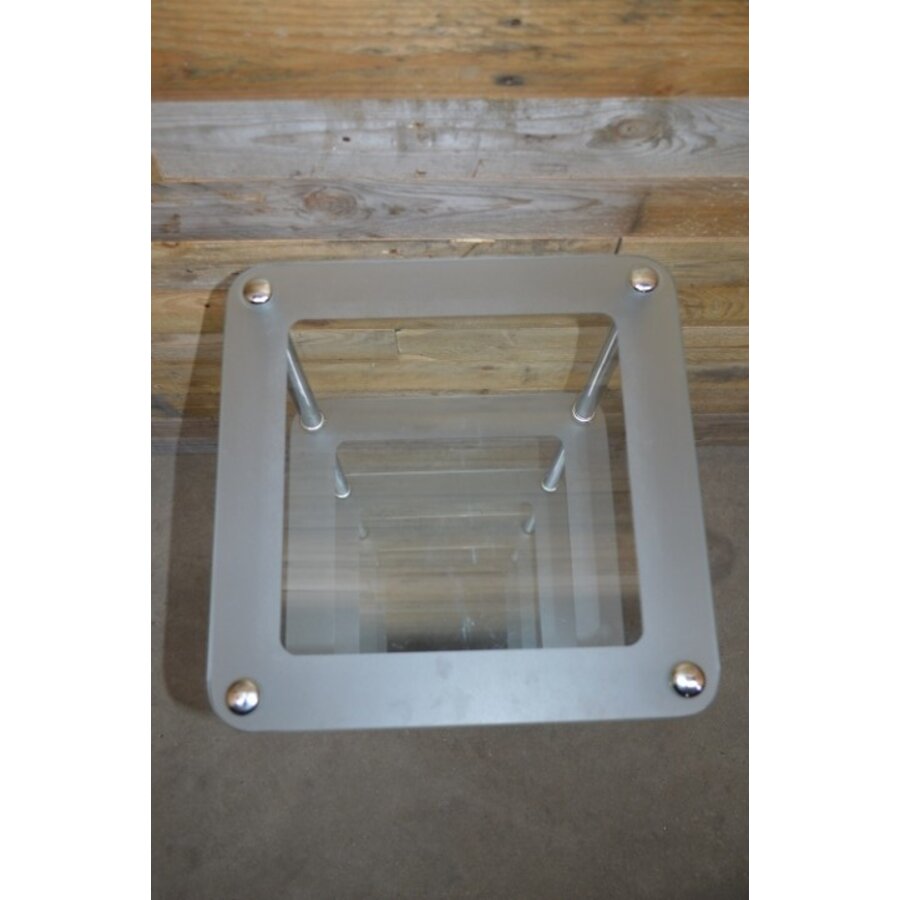 Modern chromen badkamerrek met 3 glazen legplanken-5