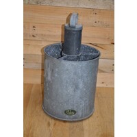 thumb-Ouderwetse zinken kippenvoerton trechter vuller-1