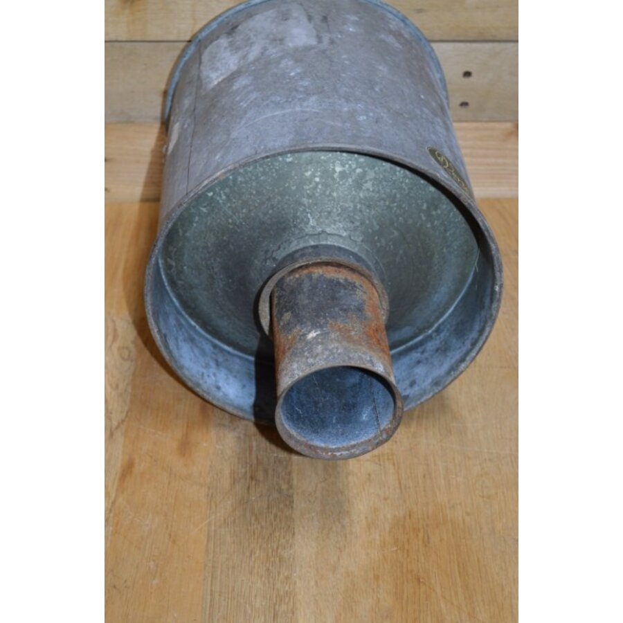 Zinken kippenvoerton trechter-6