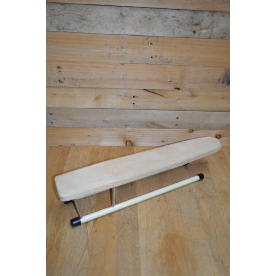 Strijkplankje voor mouwen-2