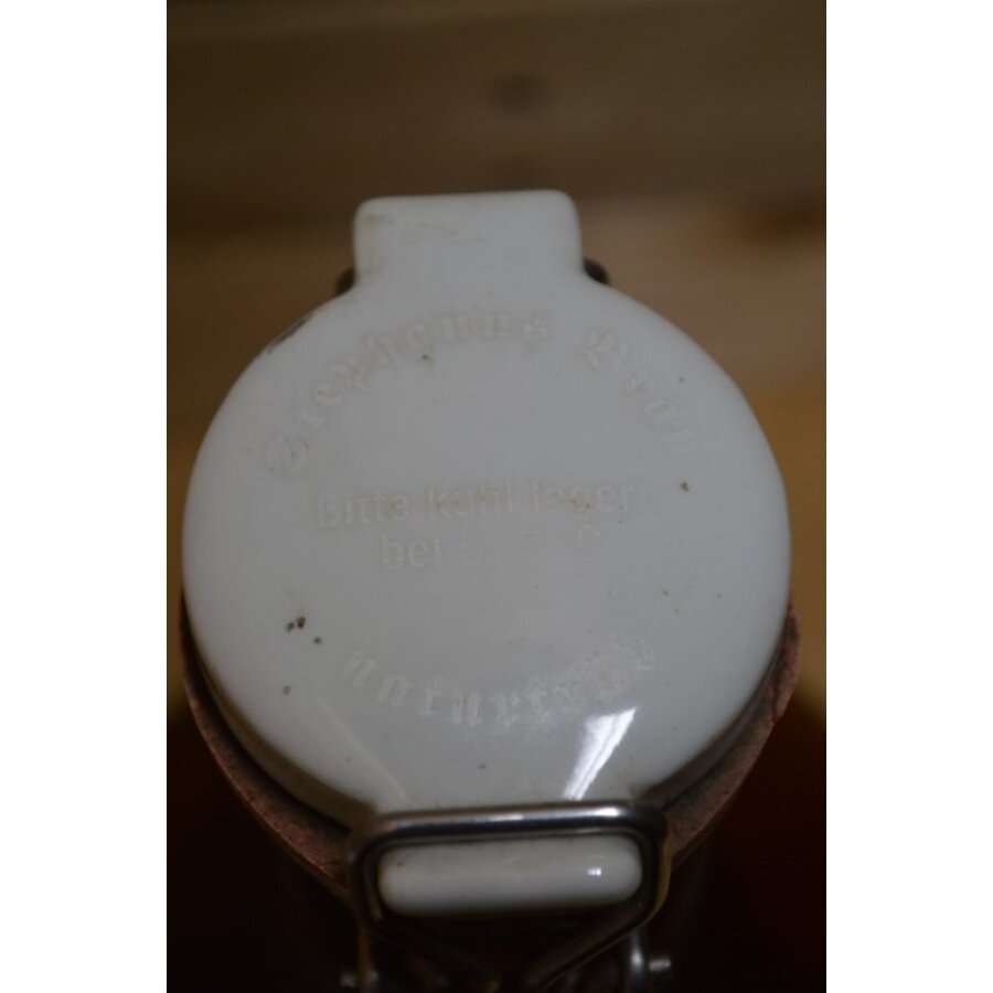 Bierfles met handgreep 3 liter beugelfles-6