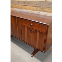 thumb-Retro design teak houten dressoir van William Watting voor Fristho-6