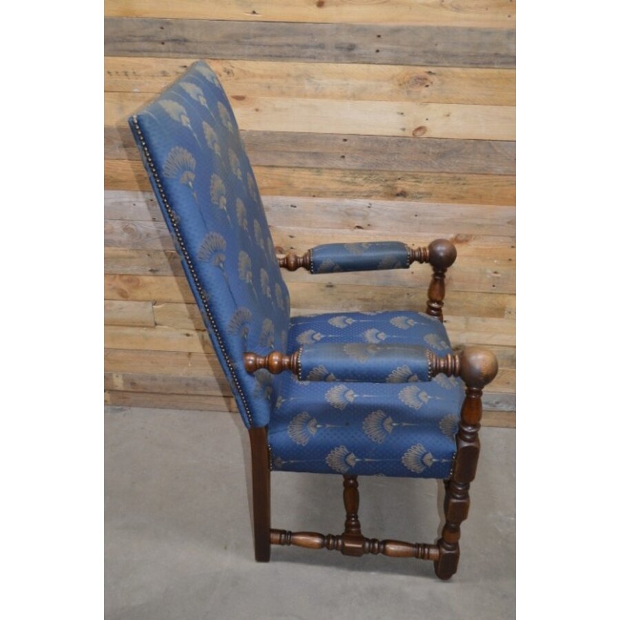 Robuuste kasteel armstoel eiken met blauwe stof-6