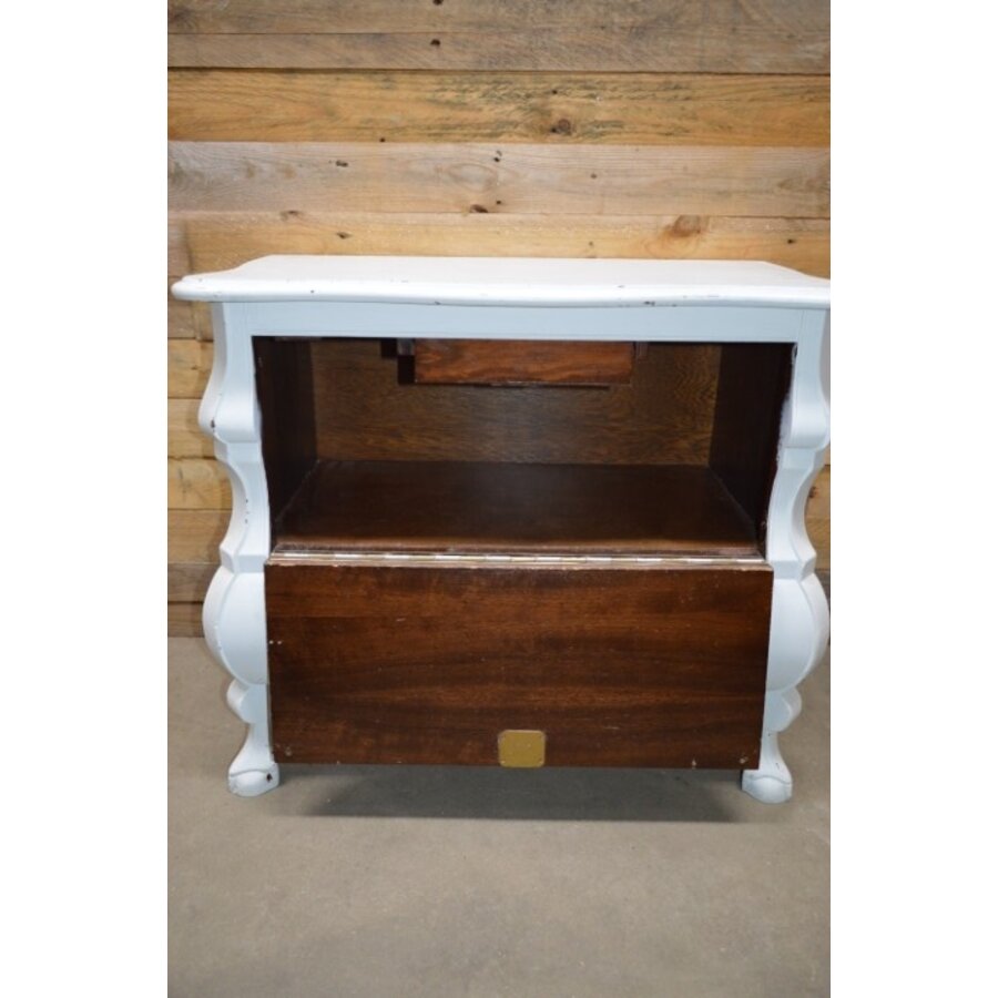 Buikkastje met klep wit geschilderd-8