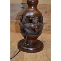 thumb-Handgesneden tropisch hardhouten schemerlamp met Afrikaanse mensfiguren-4