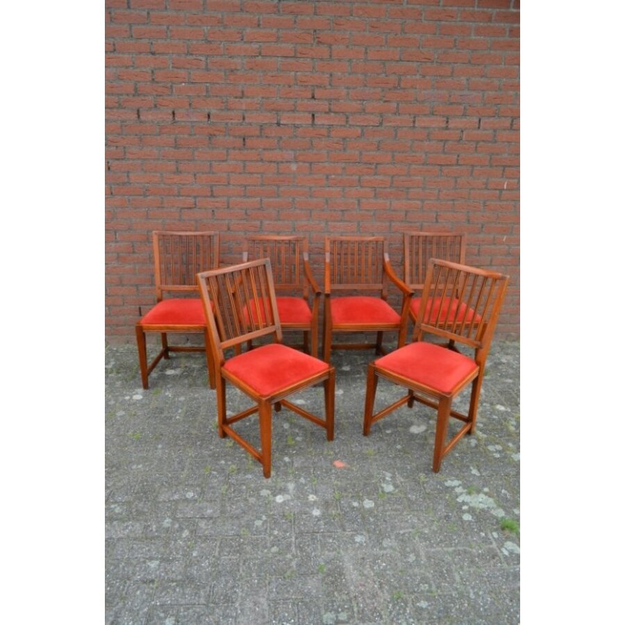 Zes eiken Schuitema Jugendstil eetkamerstoelen met rode zitting-1