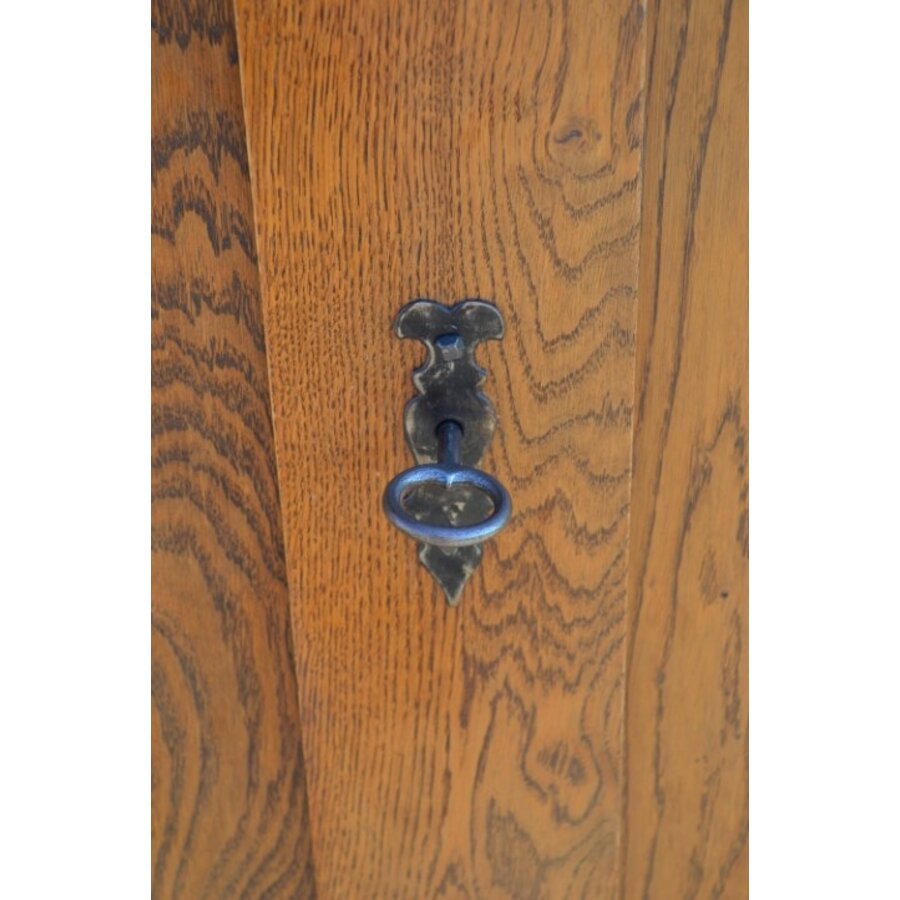 Donker massief eiken kast-5