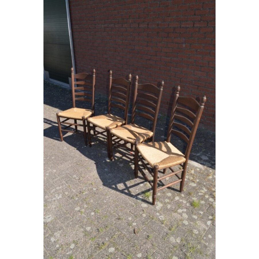 Knopstoelen donker eiken set van 4-3