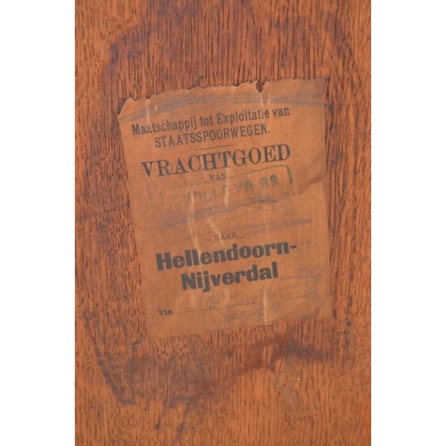 Antieke schappenkast met opknapwerk-7