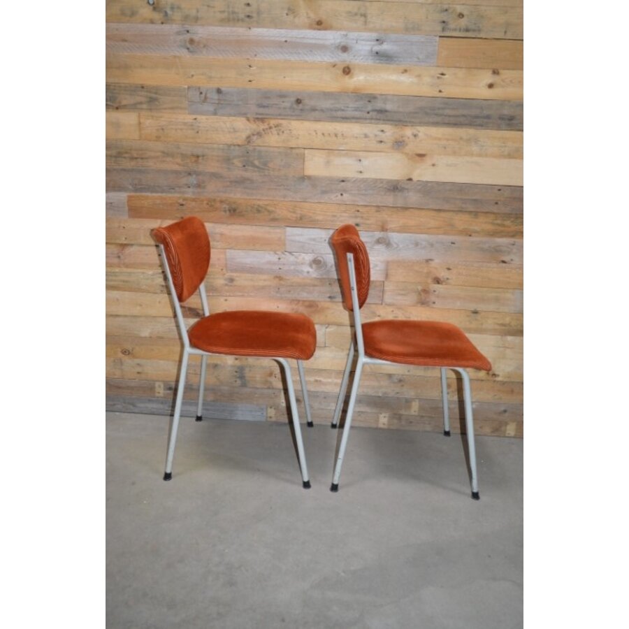 Twee vintage eetkamerstoelen van Gebroeders De Wit-2