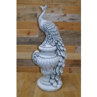 thumb-Betonnen pauw op tuinvaas – sierlijk ornament voor tuin of interieur-5