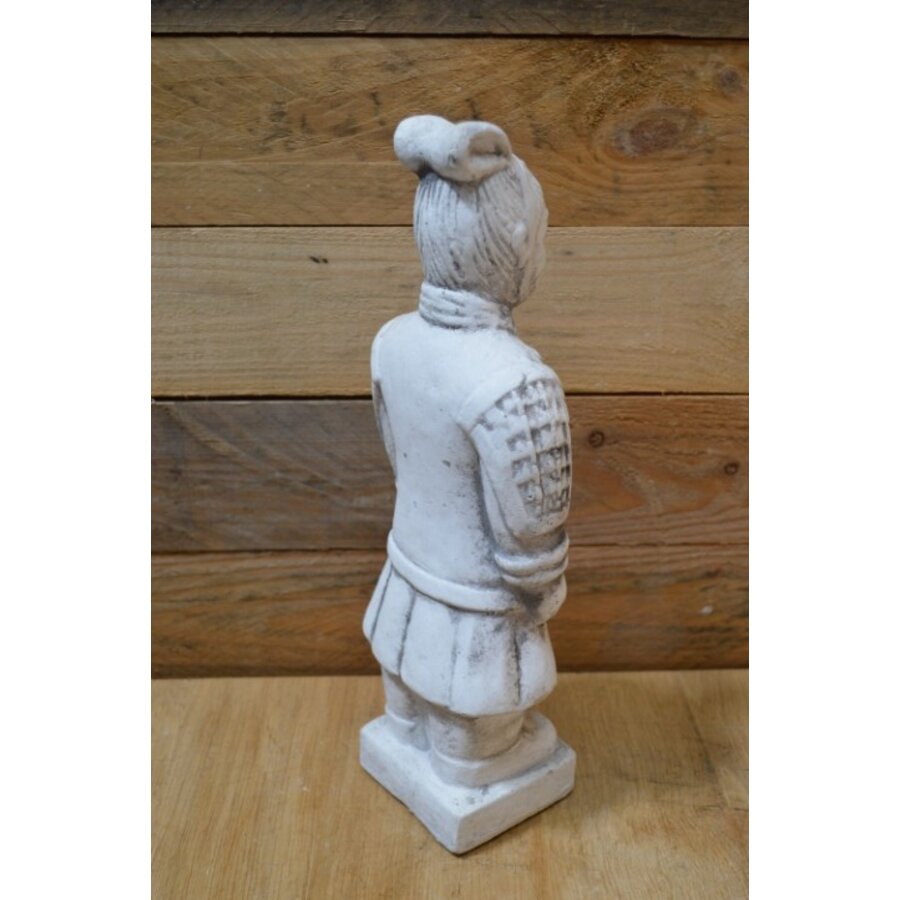 Betonnen Chinese krijger – tuinbeeld uit terracotta leger – tweede keus-3