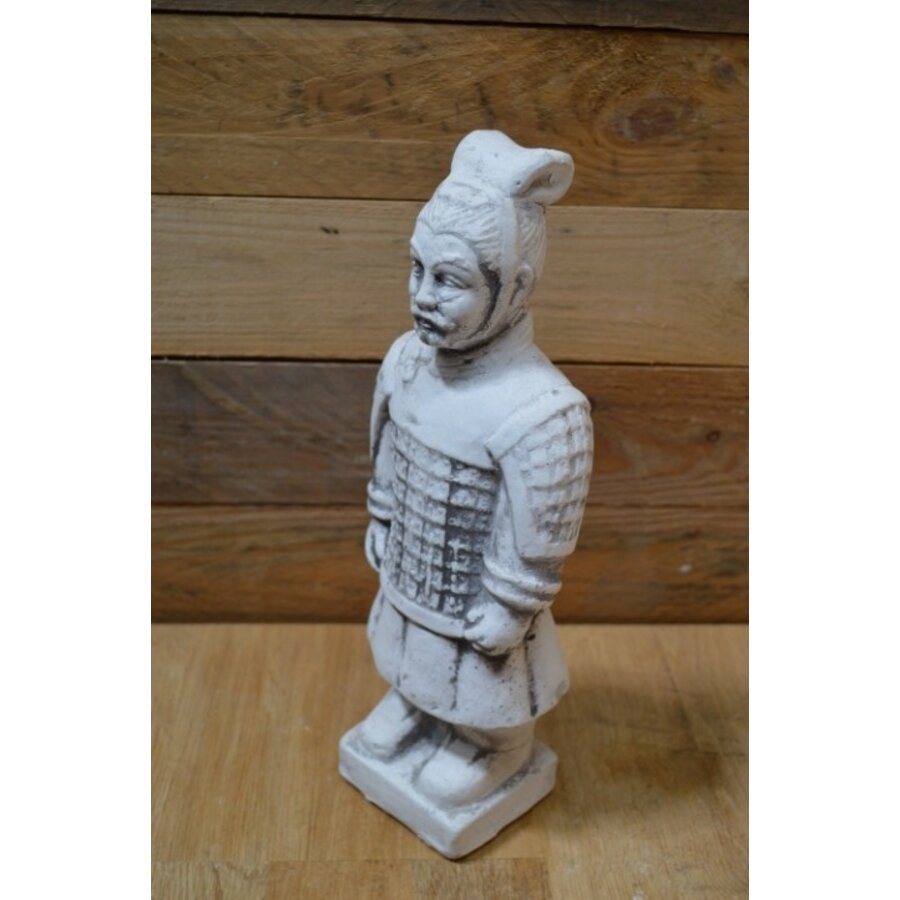 Betonnen Chinese krijger – tuinbeeld uit terracotta leger – tweede keus-5