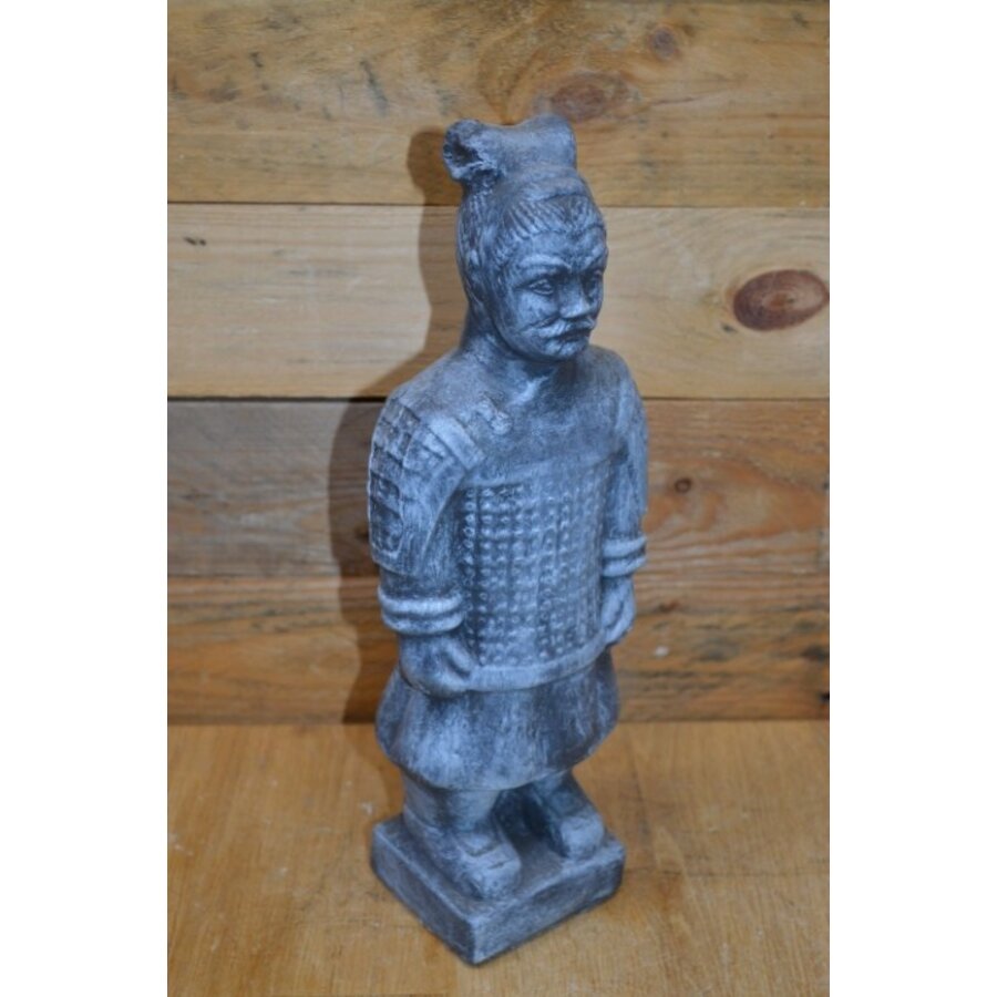 Betonnen tuinbeeld van Chinese krijger in stone kleur – tweede keus-2