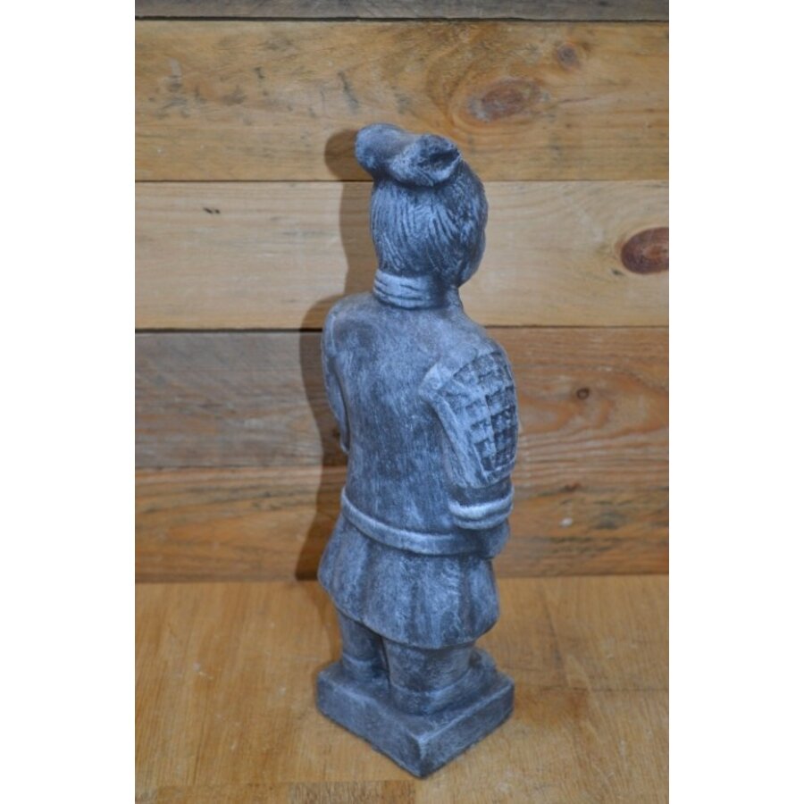 Betonnen tuinbeeld van Chinese krijger in stone kleur – tweede keus-3