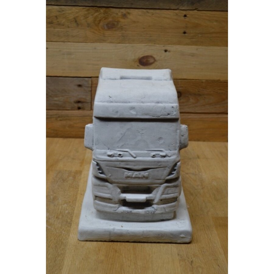 Betonnen vrachtauto zonder oplegger – decoratief schaalmodel-4