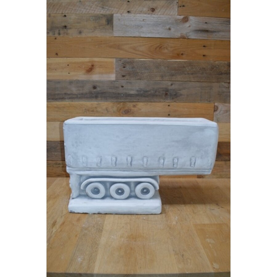 Schitterende betonnen Amerikaanse trailer als plantenbak of decoratie-1