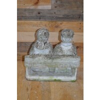 thumb-Nostalgisch tuinbeeld van opa en oma op bankje-7