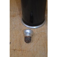 thumb-Ouderwetse hoge aluminium thermos schenkkan – antiek en decoratief vintage gebruiksvoorwerp.-5