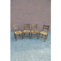 thumb-Set van 4 oudhollandse houten keukenstoelen met biezen zitting-2