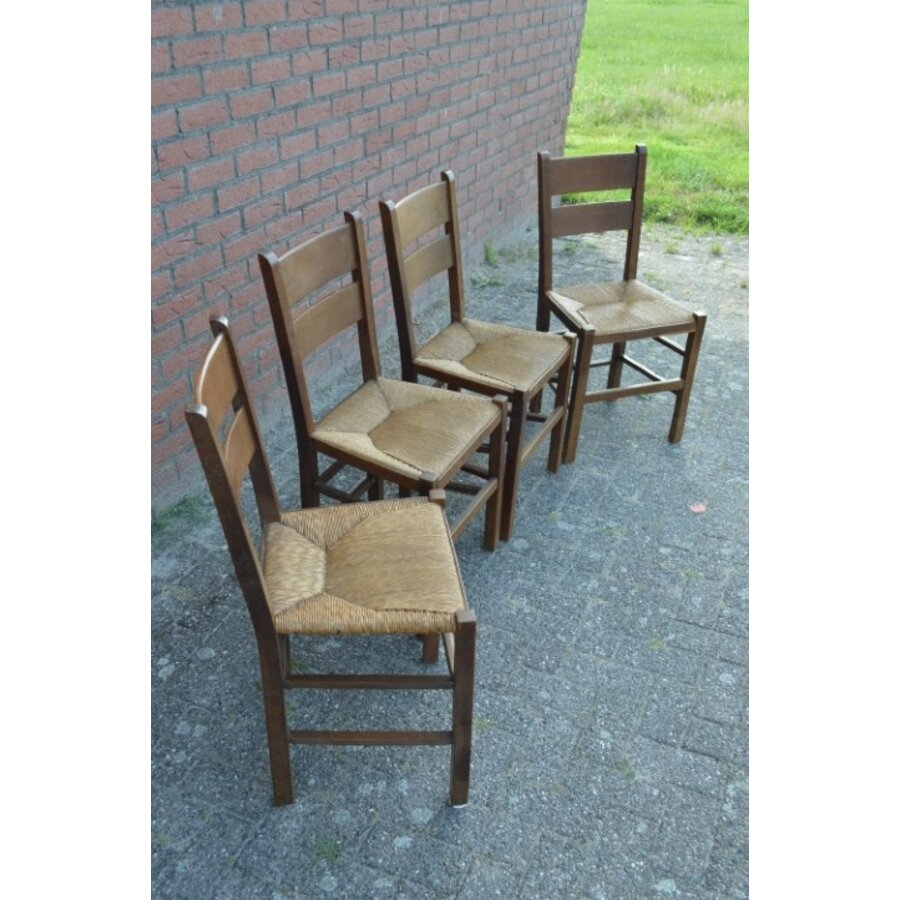 4 oud-Hollandse keukenstoelen met biezen zitting-1