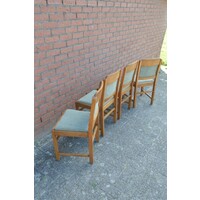 thumb-Set van 4 landelijke houten Hollandse stoelen met geblokte bouclé bekleding-3