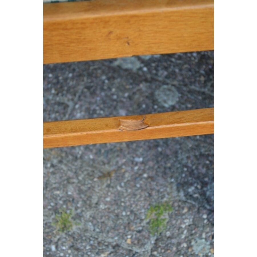 Set van 4 landelijke houten Hollandse stoelen met geblokte bouclé bekleding-8