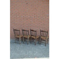 thumb-Set van 4 antieke Hollandse keukenstoelen met biezen zitting-8