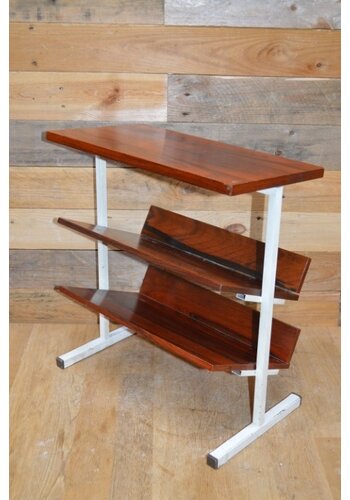 Retro mid-century lectuurtafel 