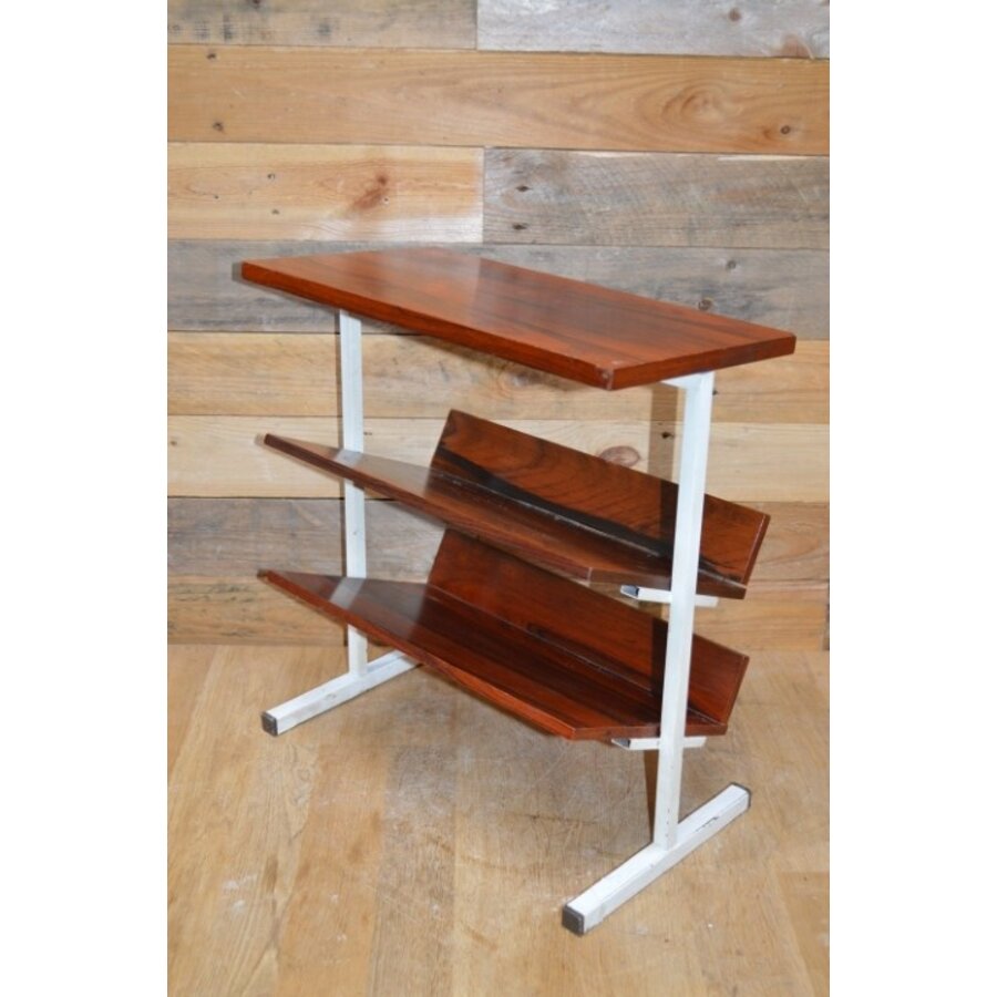 Retro mid-century lectuurtafel met teakhouten blad en metalen frame-1