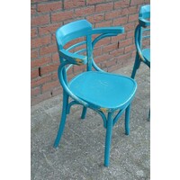 thumb-Set van 2 blauwe beukenhouten armstoelen – jaren 60 – vintage caféstoelen met halfronde rug-3