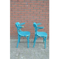 thumb-Set van 2 blauwe beukenhouten armstoelen – jaren 60 – vintage caféstoelen met halfronde rug-5