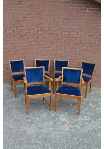 Vintage eiken stoelen blauw velours 