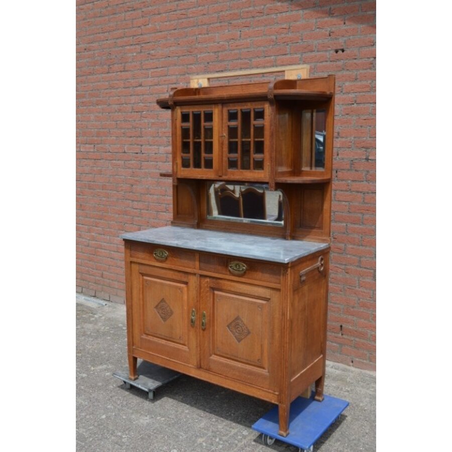 Antieke eiken kast met natuursteen blad en facet geslepen spiegels-2