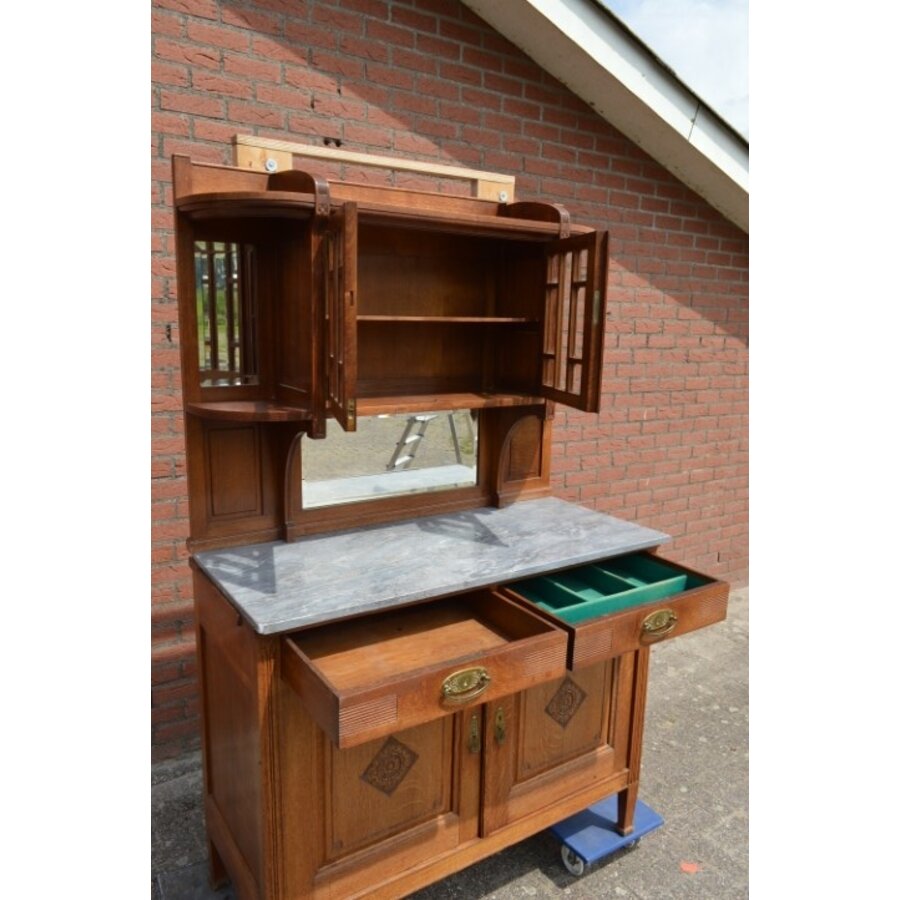 Antieke eiken kast met natuursteen blad en facet geslepen spiegels-6