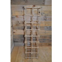 thumb-Vintage flessenrek van vurenhout voor 18 flessen met moderne uitstraling en gebruikssporen-2