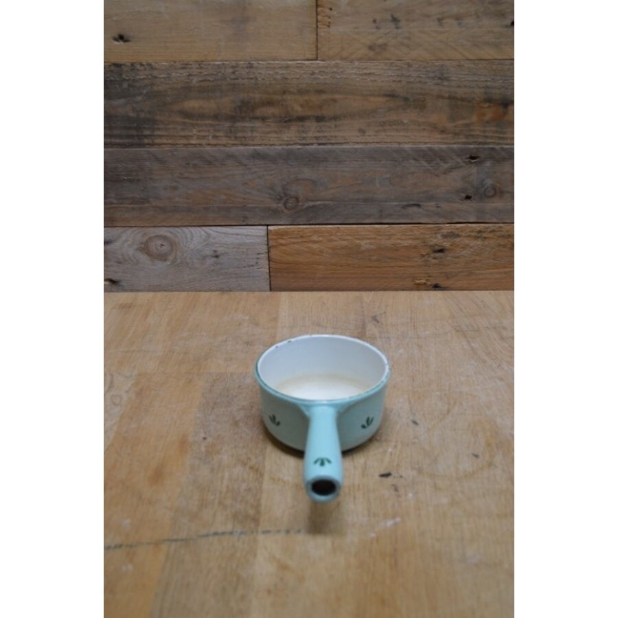 Vintage Dru Holland geëmailleerde gietijzeren steelpan – Retro verzamelobject met groen tulpdecor-2