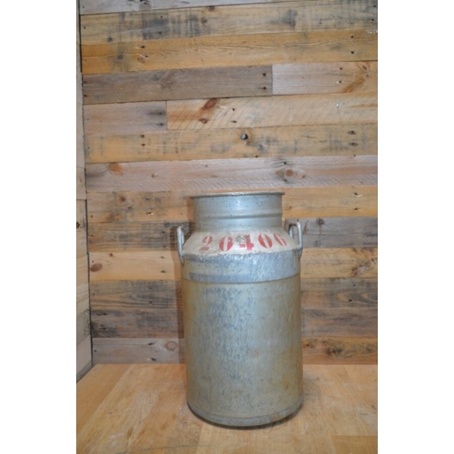 Aluminium melkbus uit de jaren 70 – Tweedehands met nummer 20406 en gebruikssporen-5