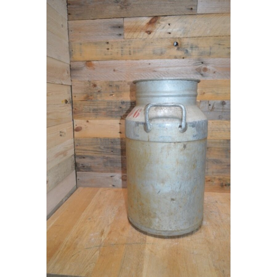 Aluminium melkbus uit de jaren 70 – Tweedehands met nummer 20406 en gebruikssporen-7