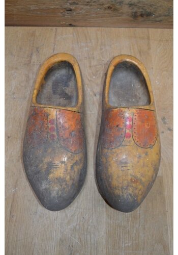 Houten klompen geleefd 