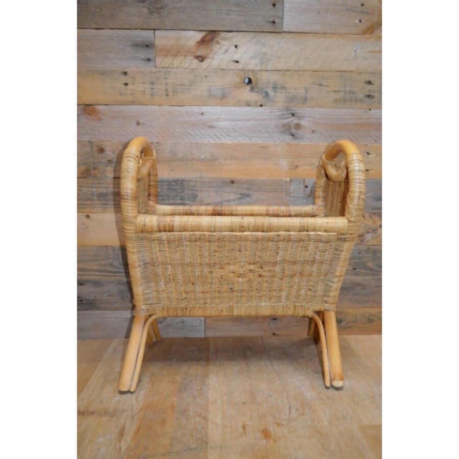 Retro rotan lectuurmand – Vintage tijdschriftenrek met handgrepen-3