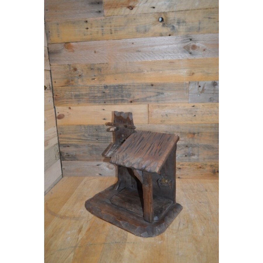 Volkskunst houten kerststal uit 1960 met plek voor beelden van 15 cm-2