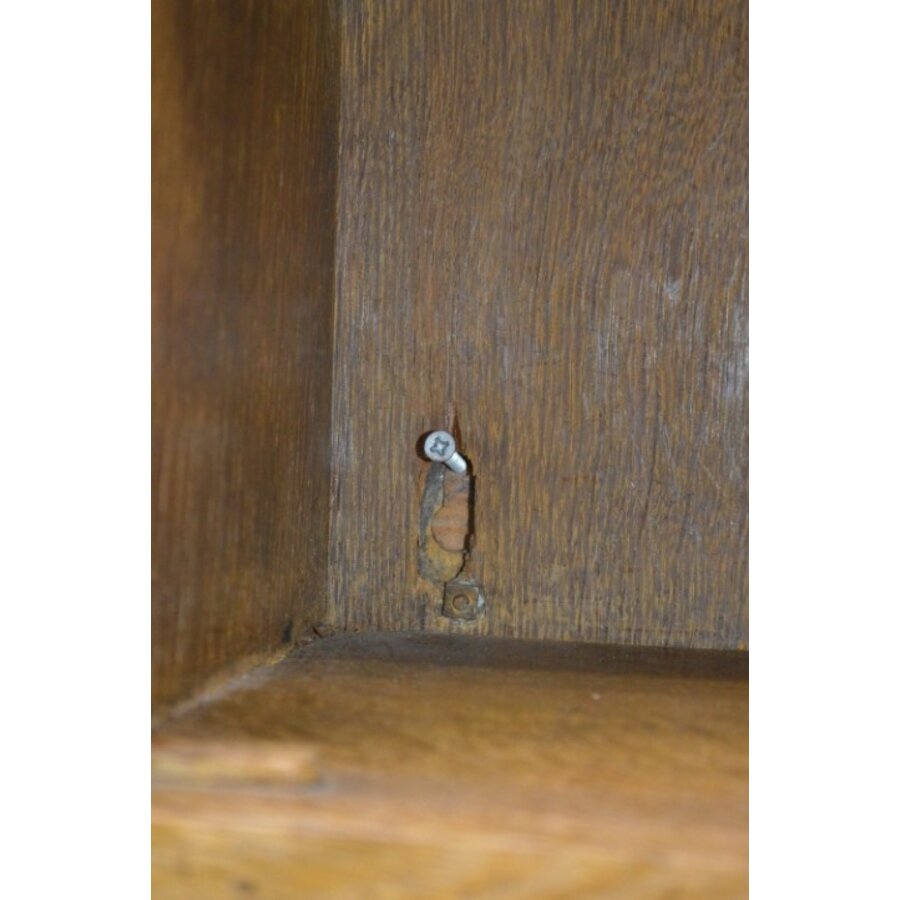 Antiek eiken art deco hangkastje met facet geslepen glas-7