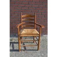 thumb-Vintage houten knopstoel met armleuningen en biezen zitting-2