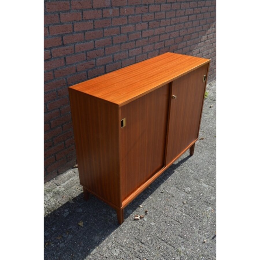 Mid Century kastje – retro houten schuifdeurkast jaren 60-2