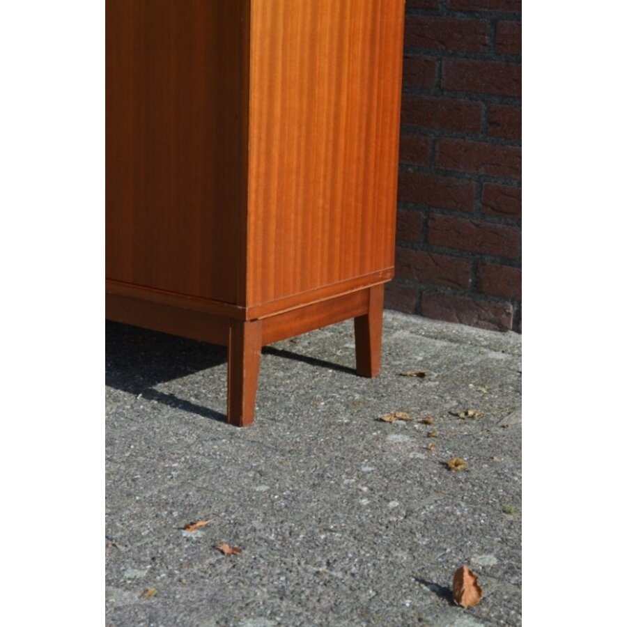 Mid Century kastje – retro houten schuifdeurkast jaren 60-4