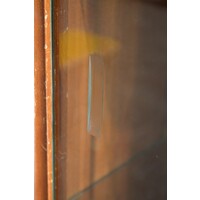 thumb-Vintage servieskast Queen-Ann met glazen schuifdeurtjes en onderkast-3