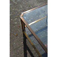 thumb-Langwerpige salontafel in de stijl van Peter Ghyczy – geborsteld messing met facetglas-7