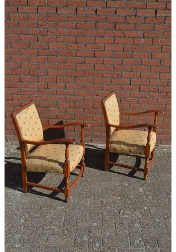 Eiken armfauteuiltjes jaren 50 