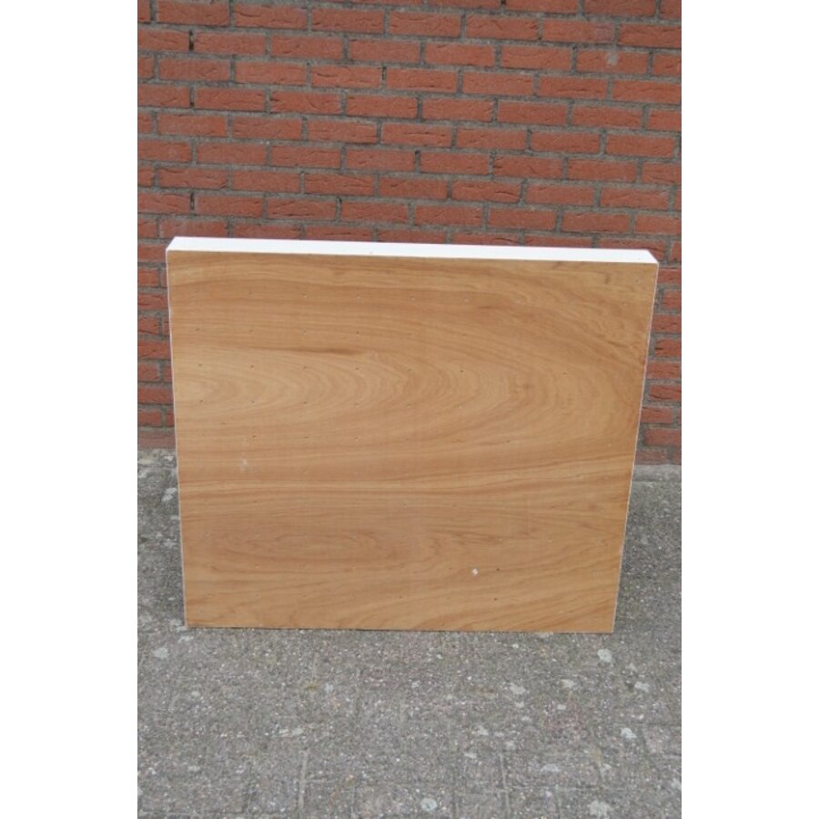 Houten displaykast met tien plankjes en plexiglas deurtjes voor verzamelobjecten-7